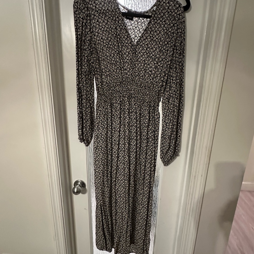 GAP Dark brown and white Long Sleeve Sundress with Bishop Sleeves